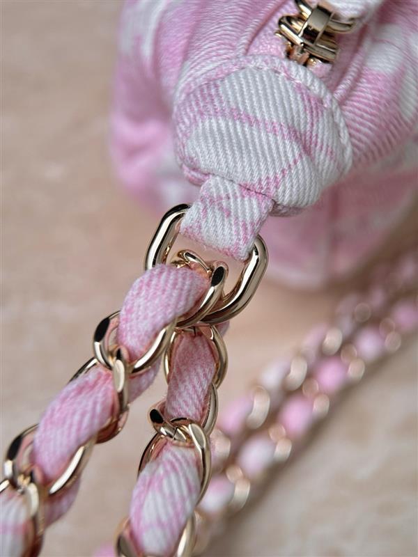 2026127214756387 800